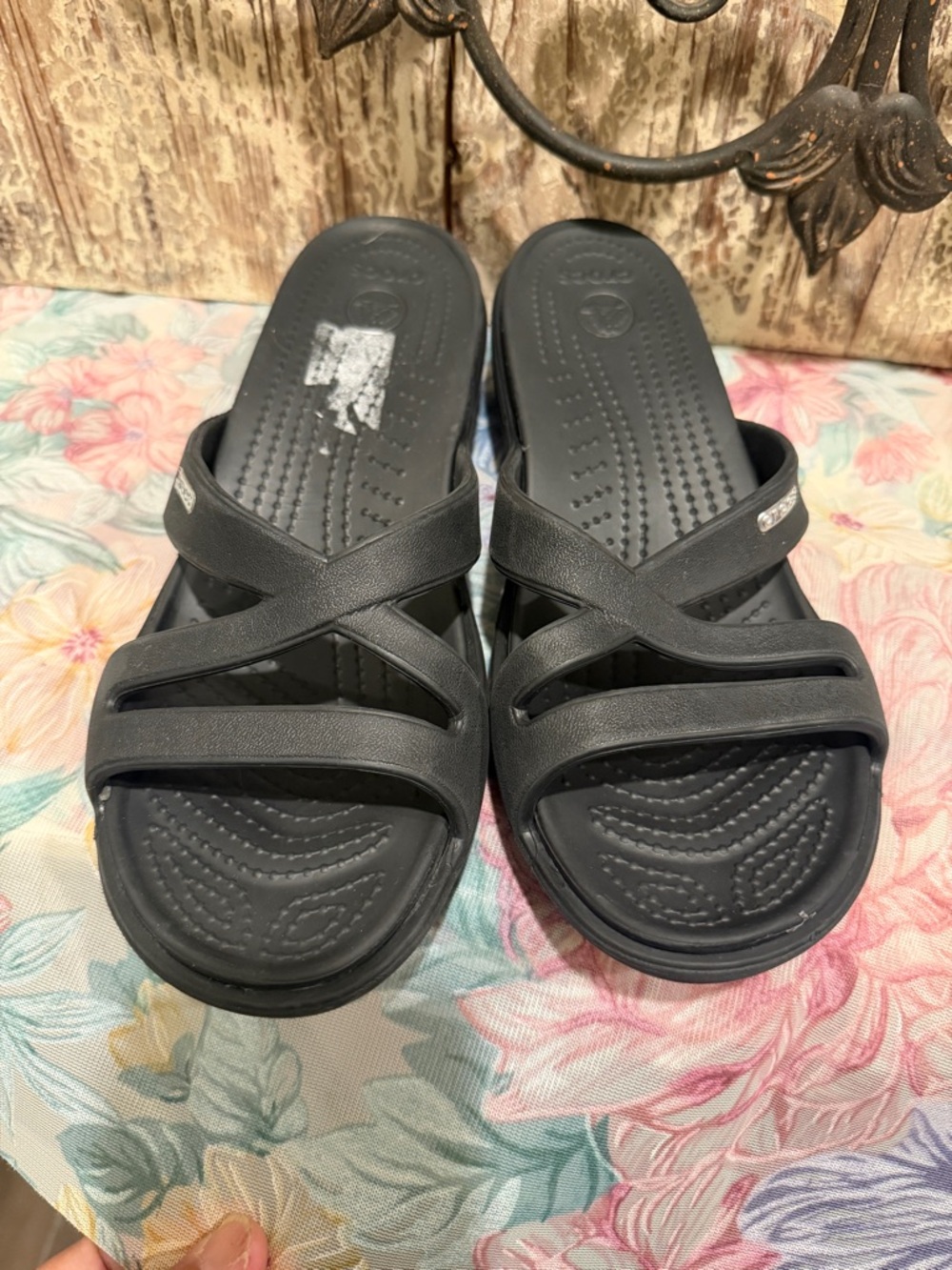Crocs Patricia Women's Black Rubber Wedge Size 9 - Picture 4 of 5